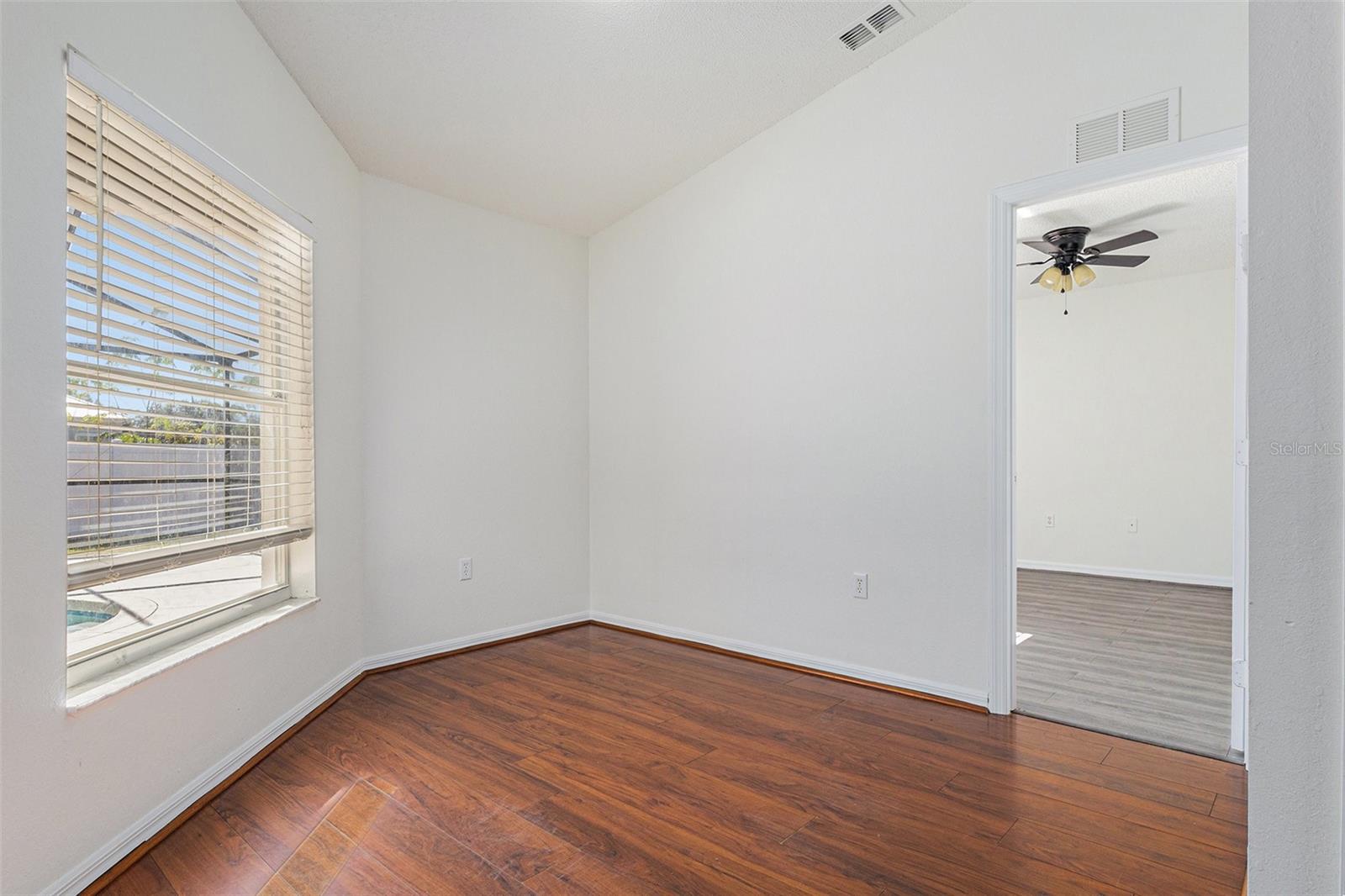 SUMMIT EAST PH 01 - Residential