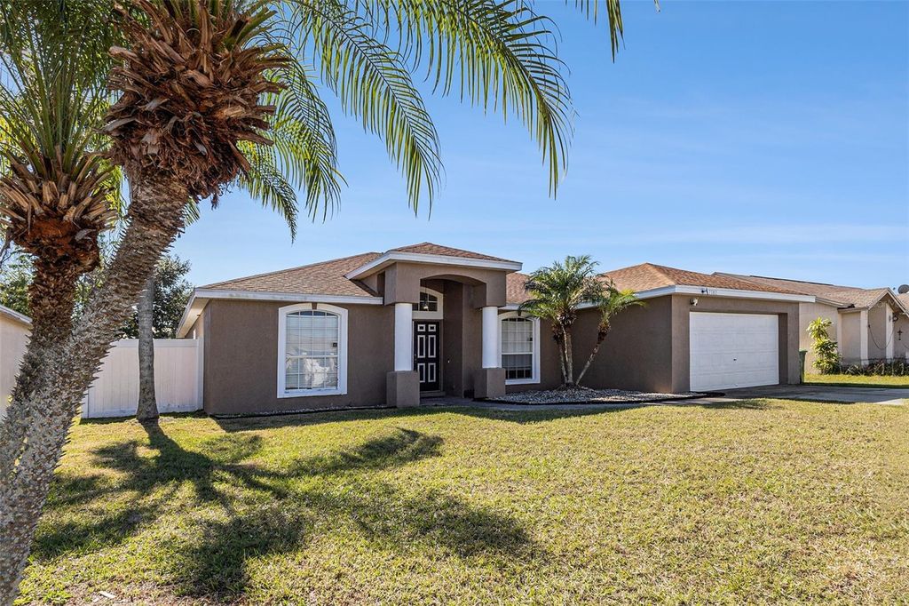 Photo of 7182 Summit Drive, Winter Haven, FL 33884 (MLS # O6372485)