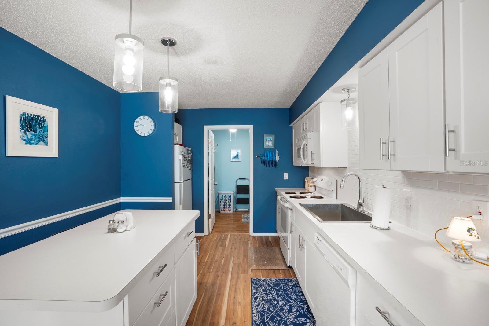 4108 66TH STREET CIRCLE W 4108