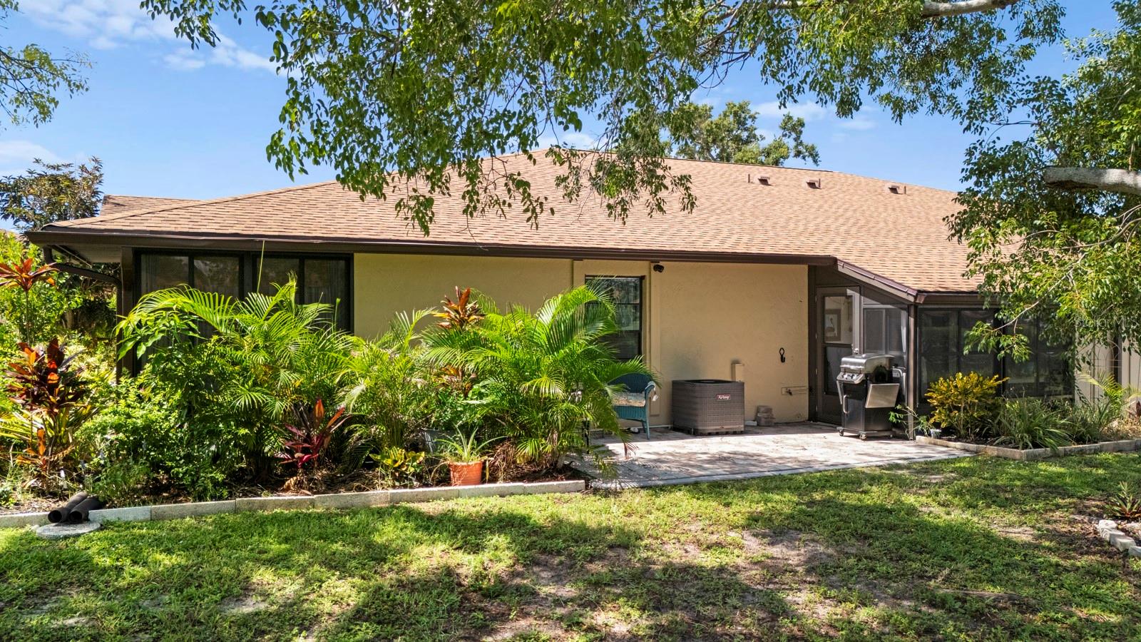 HERITAGE VILLAGE WEST CONDOMINI - Residential