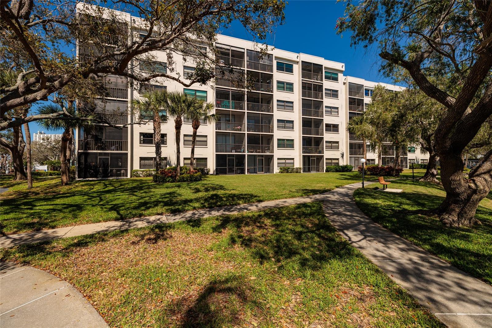 PASADENA COVE CONDO - Residential