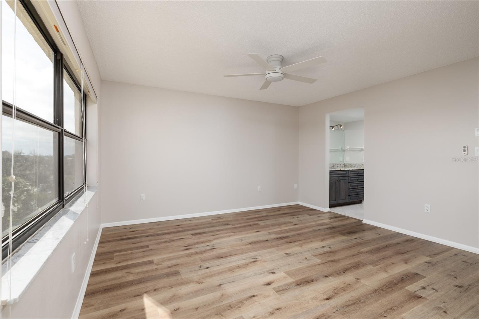 PASADENA COVE CONDO - Residential