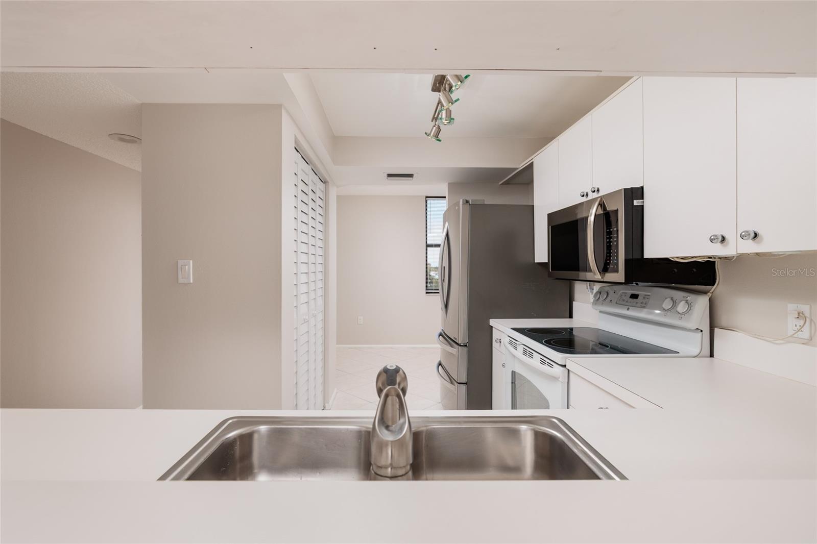 PASADENA COVE CONDO - Residential