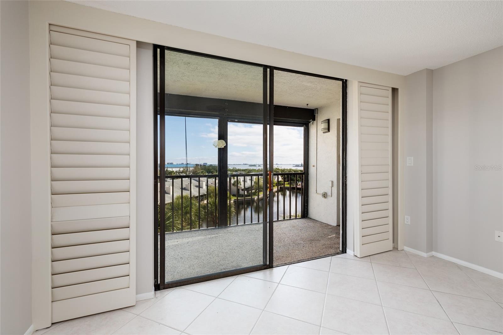 PASADENA COVE CONDO - Residential