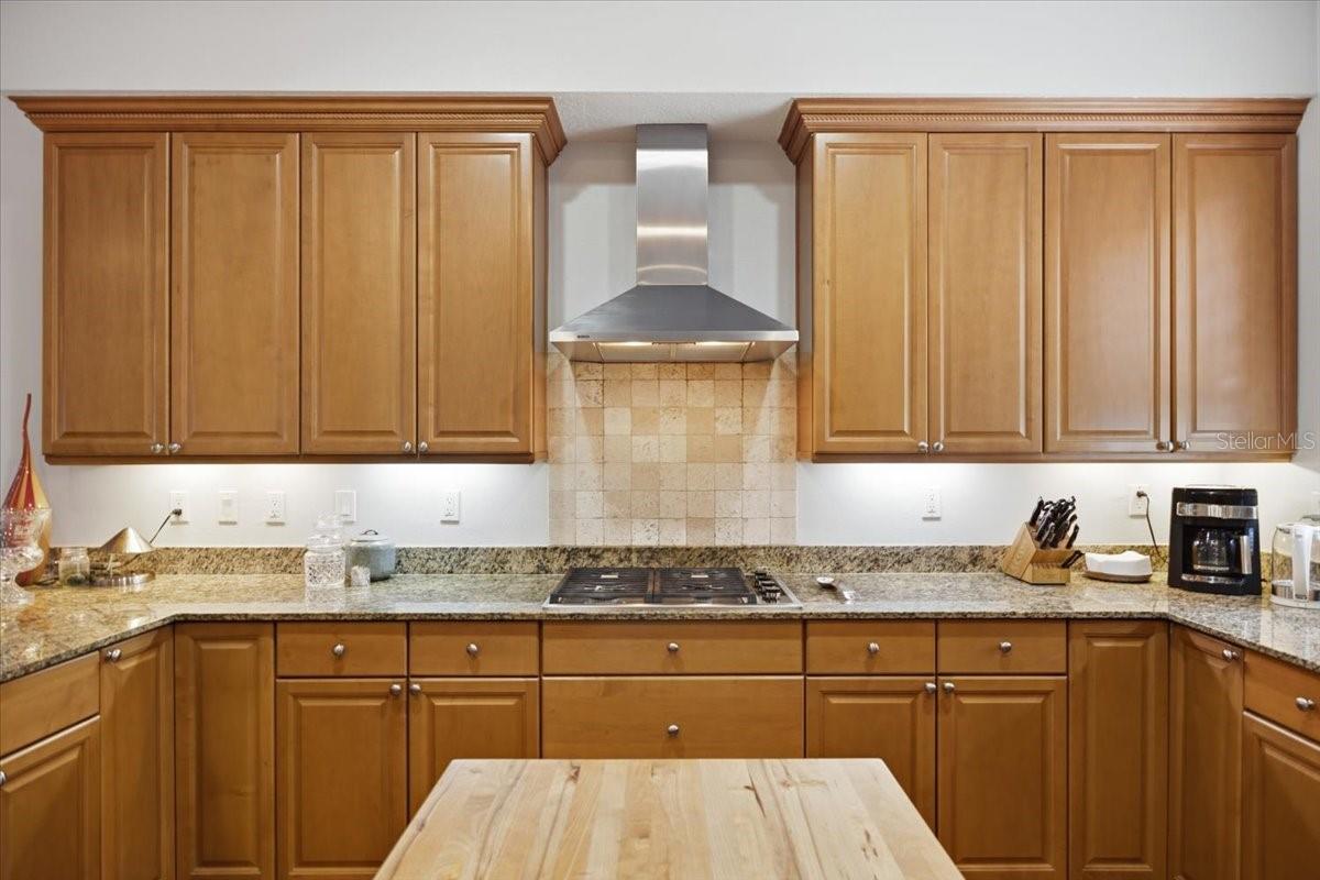 114 E DAVIS BOULEVARD 8