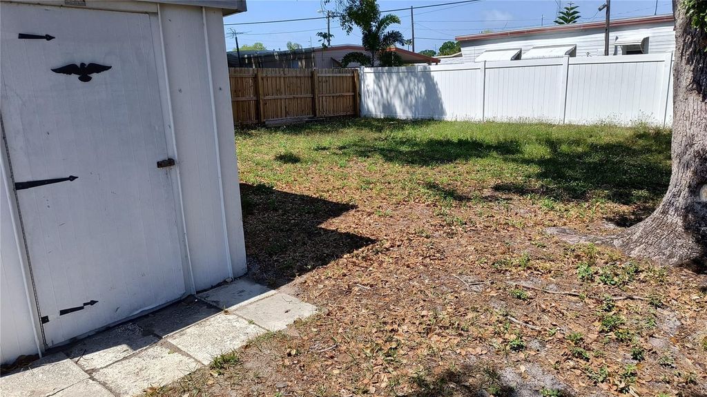 Photo of 10861 126th Avenue, Largo, FL 33778 (MLS # TB8500039)