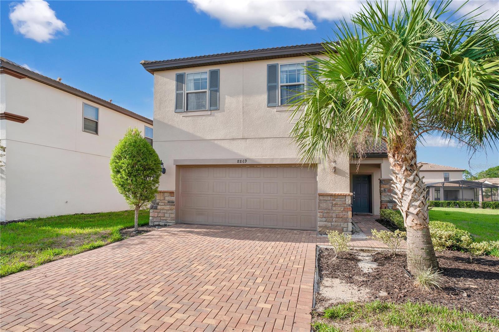 WINDSOR AT WESTSIDE - Residential