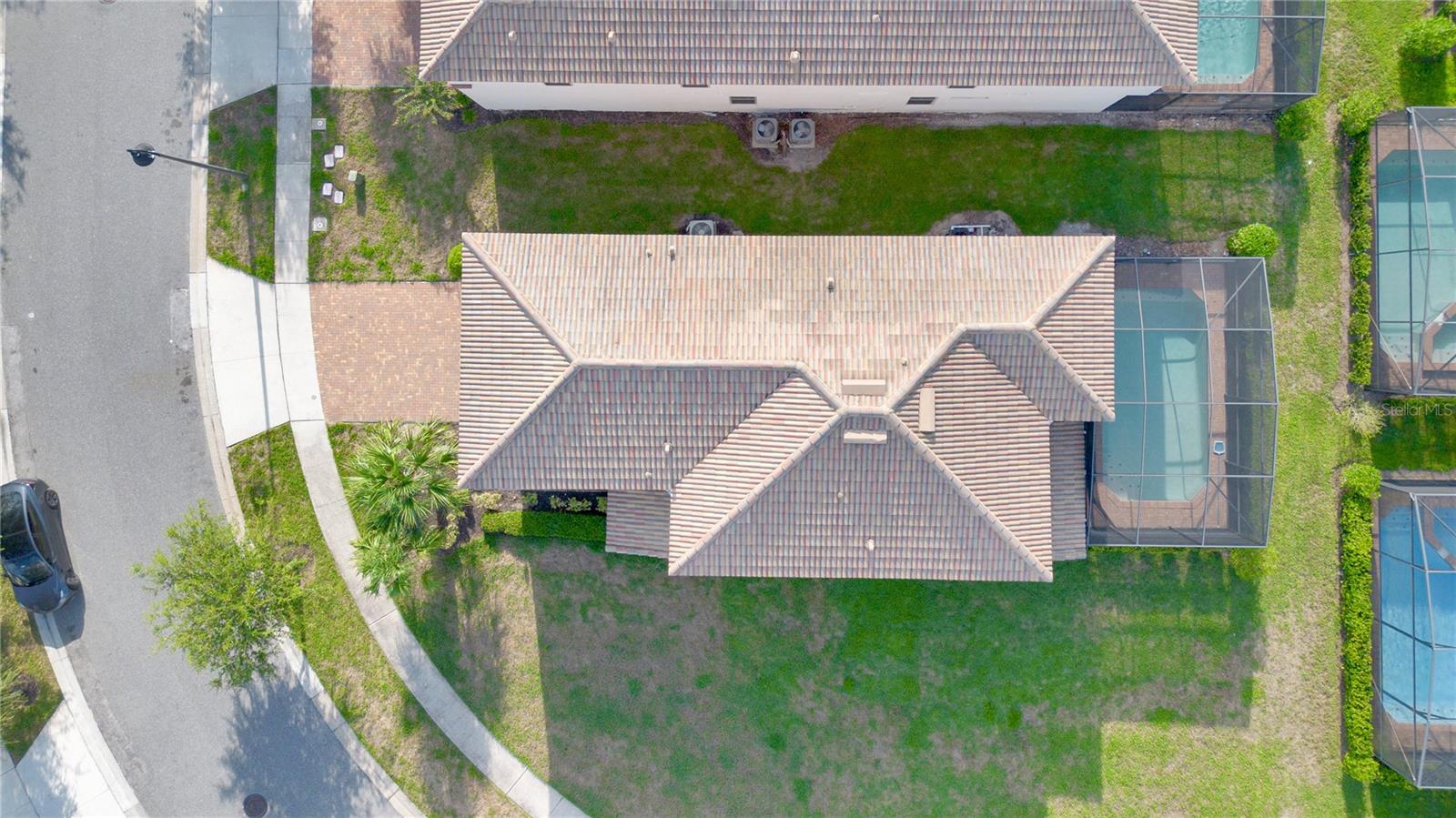 WINDSOR AT WESTSIDE - Residential