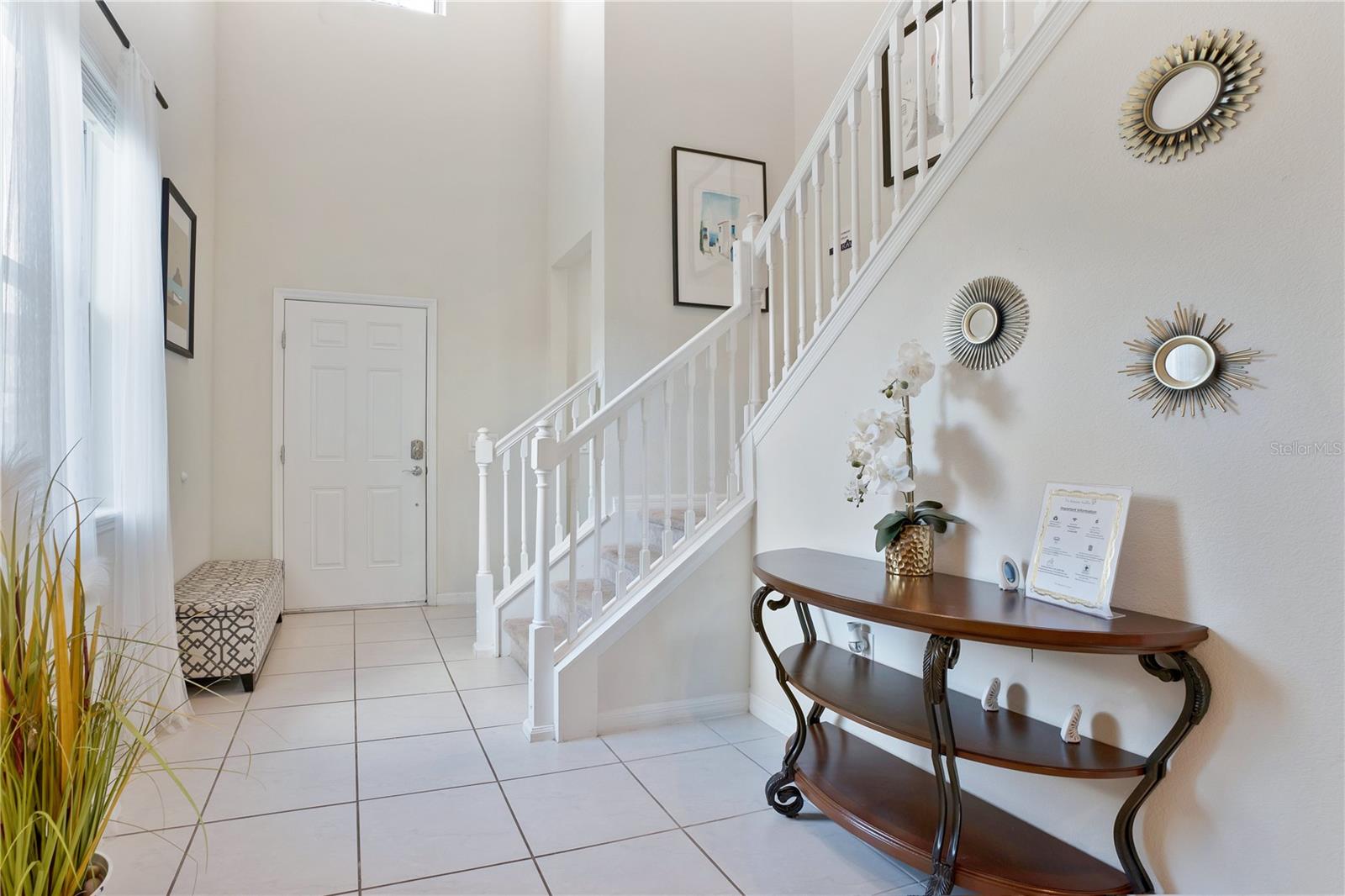 WINDSOR AT WESTSIDE - Residential
