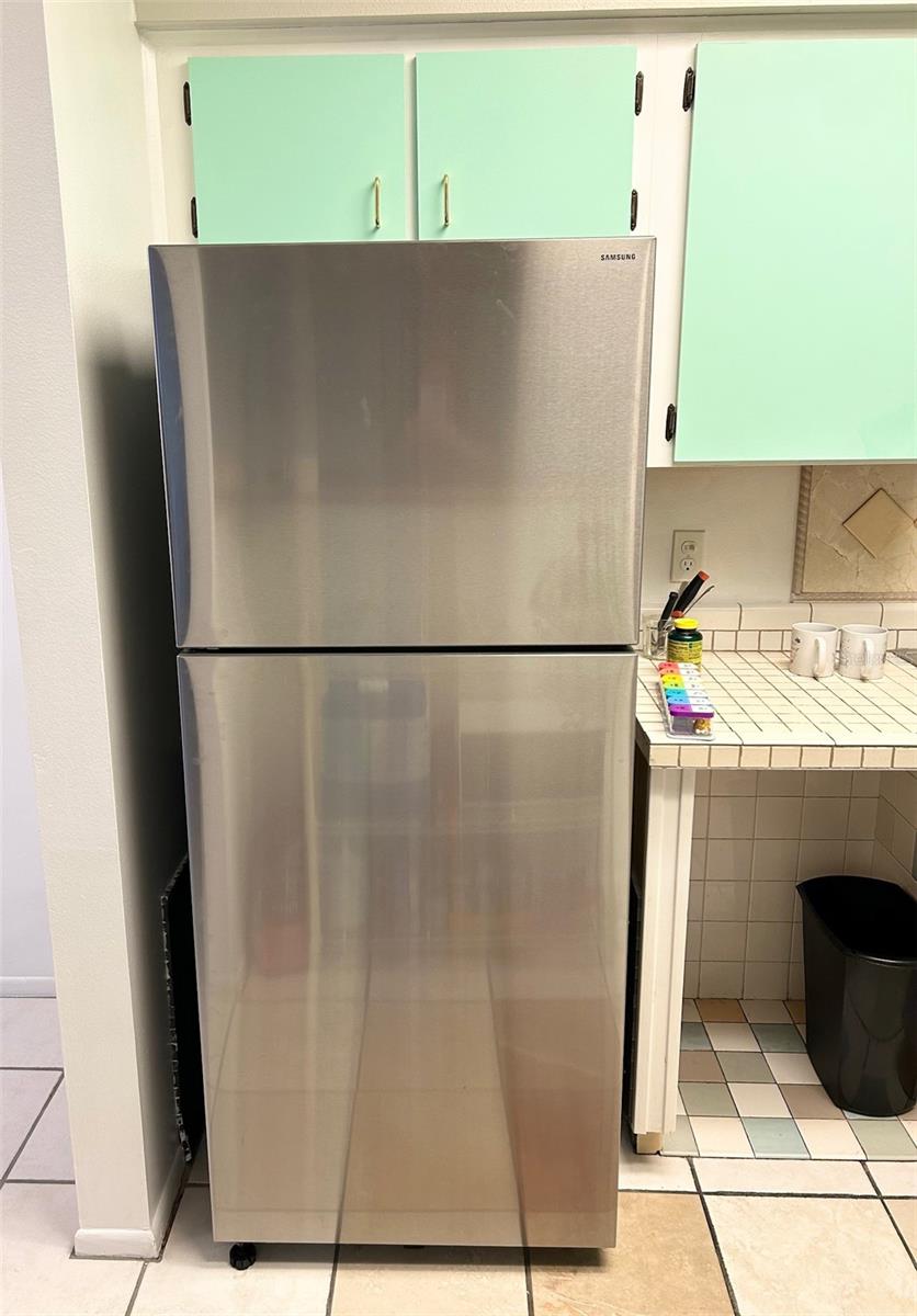 2357 WALTON CIRCLE M6