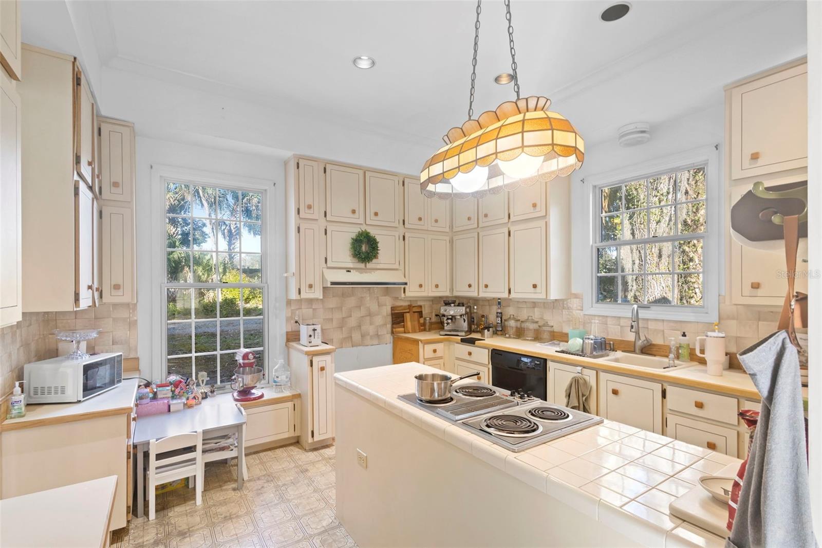 NORRIS DUPONT & GAUDRY GRANT - Residential