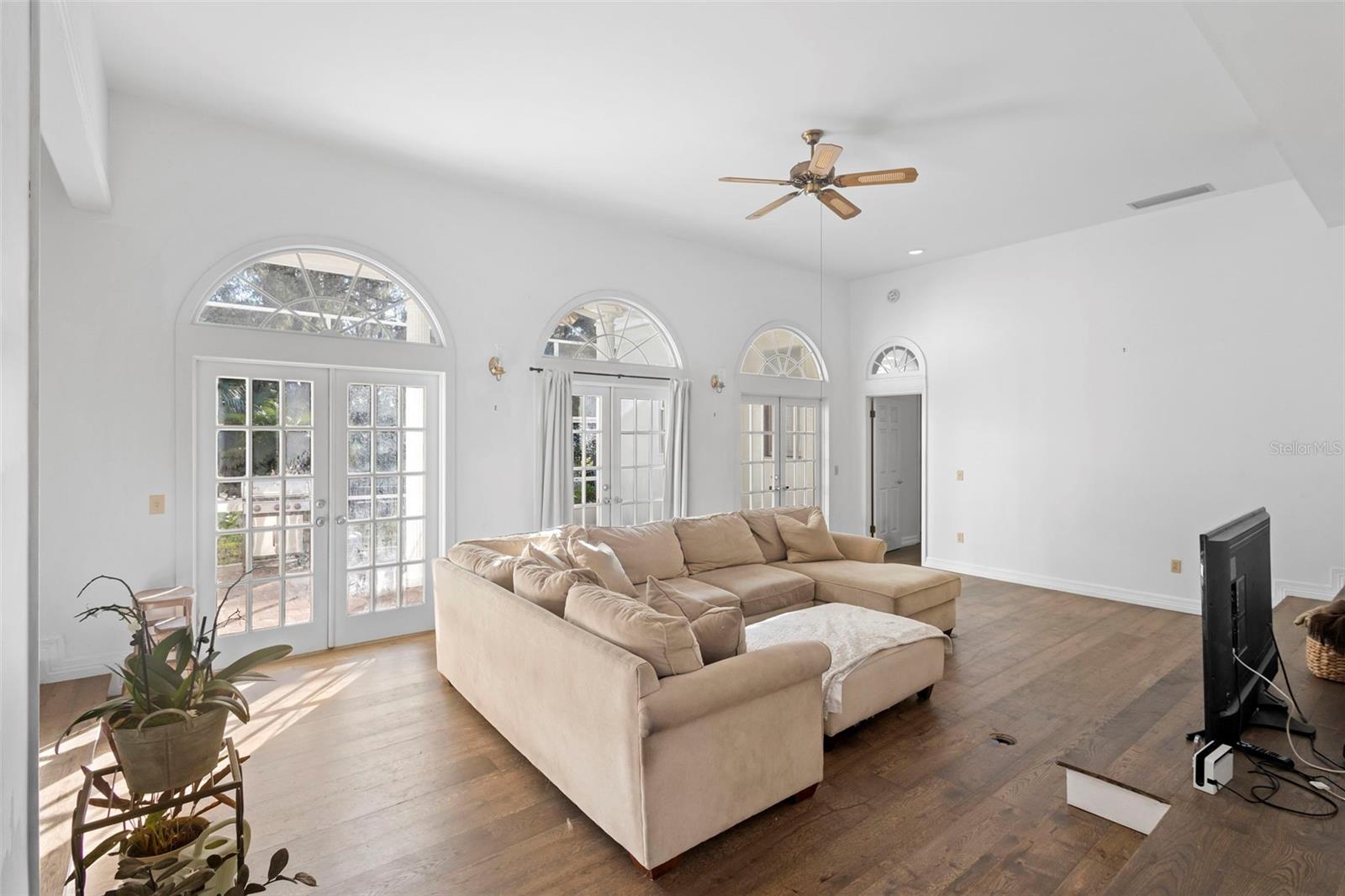 NORRIS DUPONT & GAUDRY GRANT - Residential