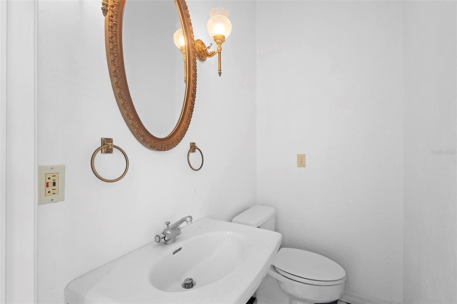 NORRIS DUPONT & GAUDRY GRANT - Residential