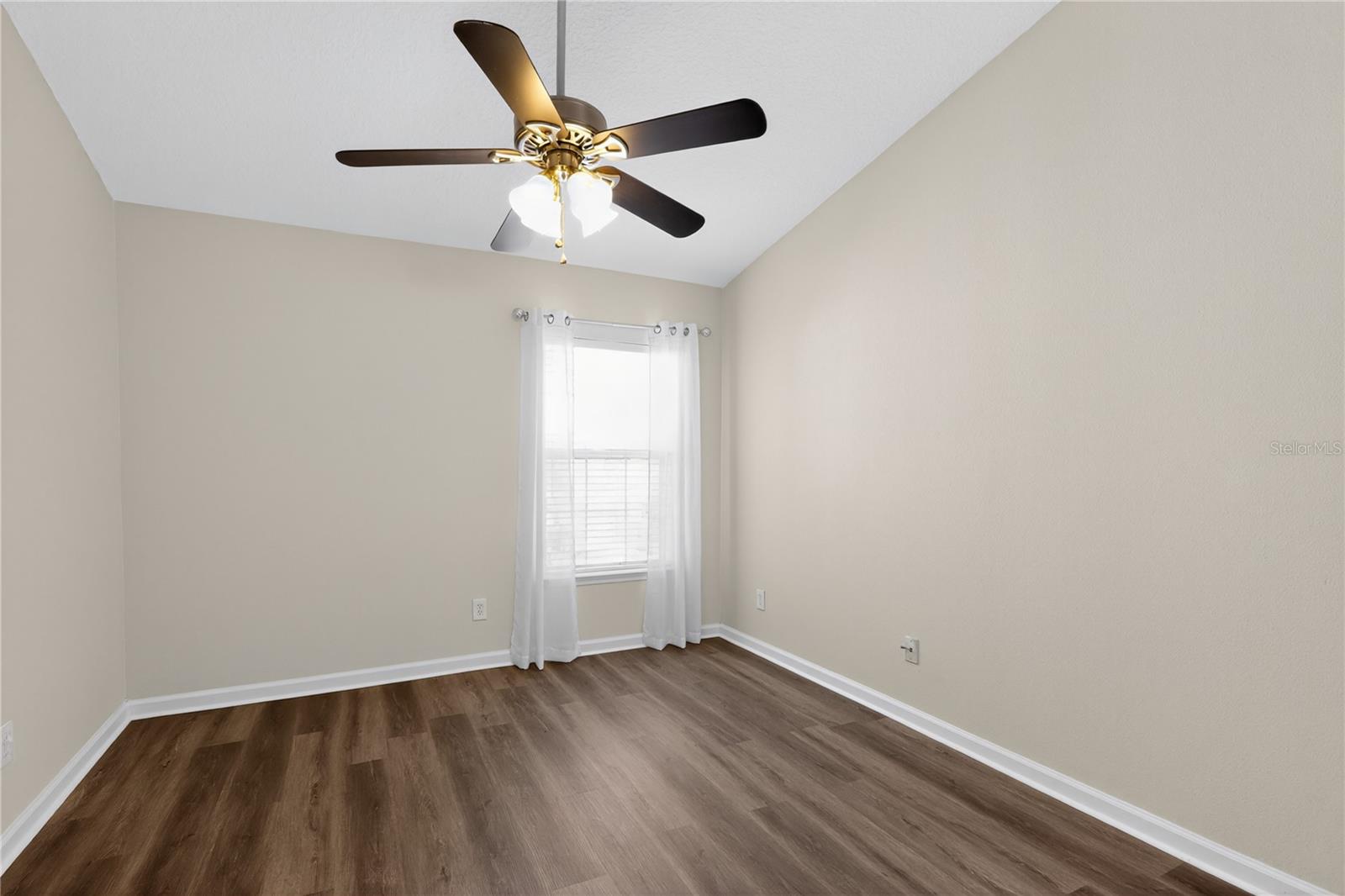 WOLF CREEK - Residential