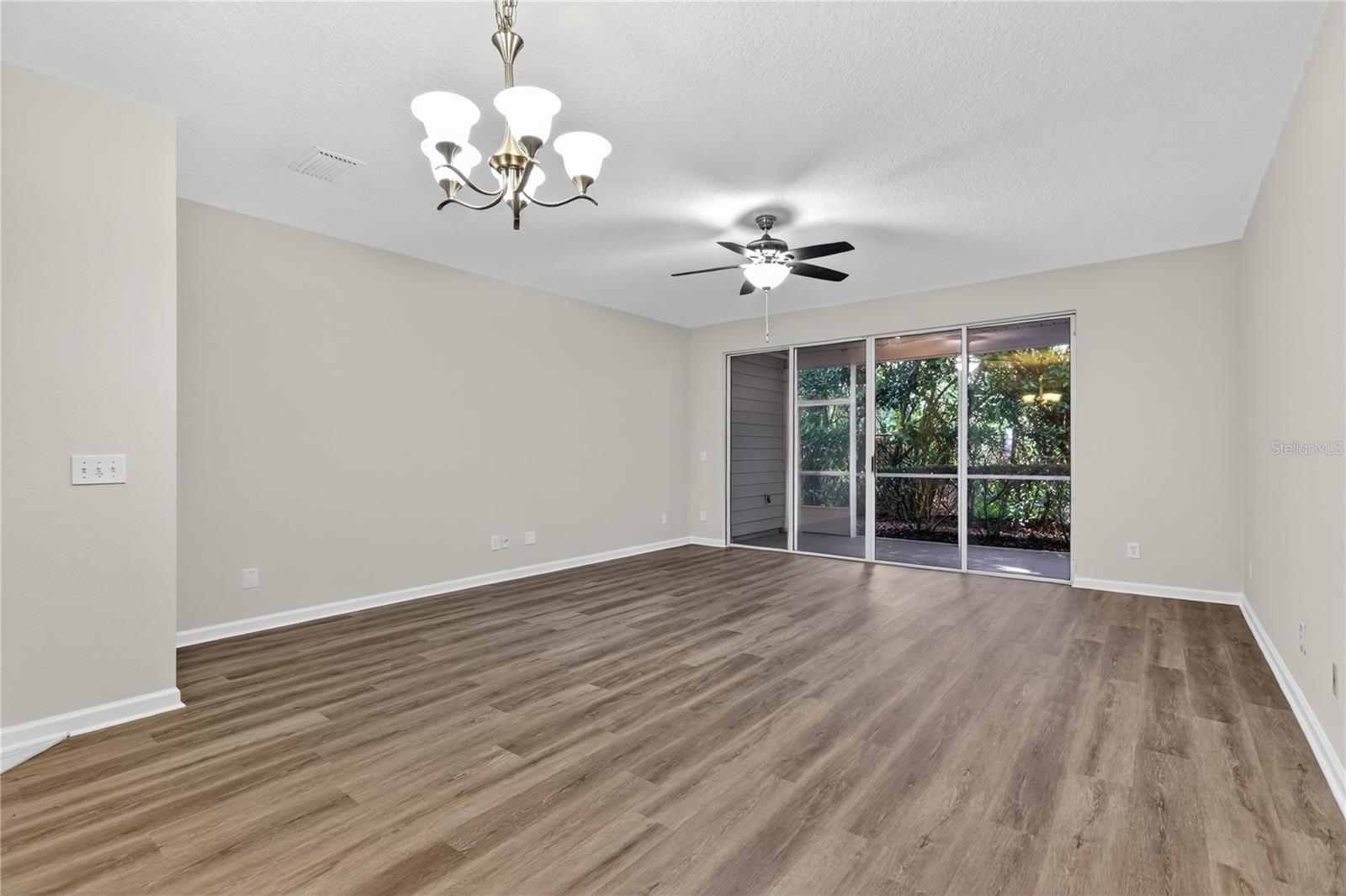 WOLF CREEK - Residential