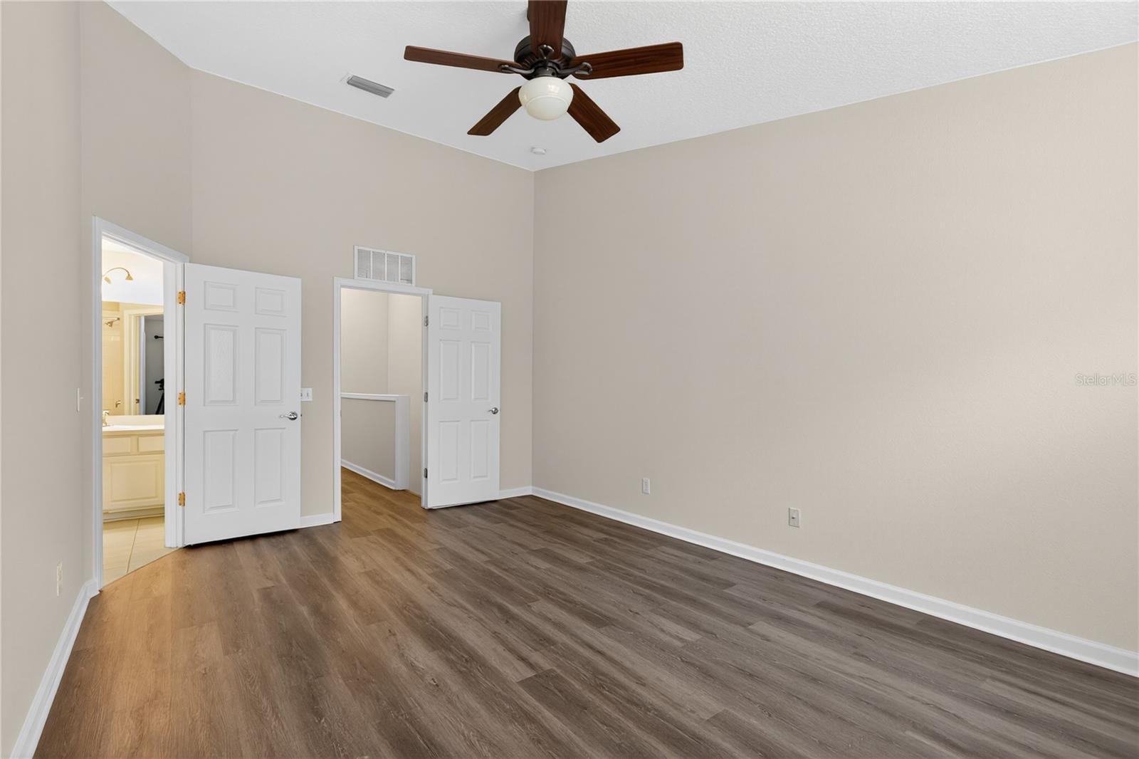 WOLF CREEK - Residential