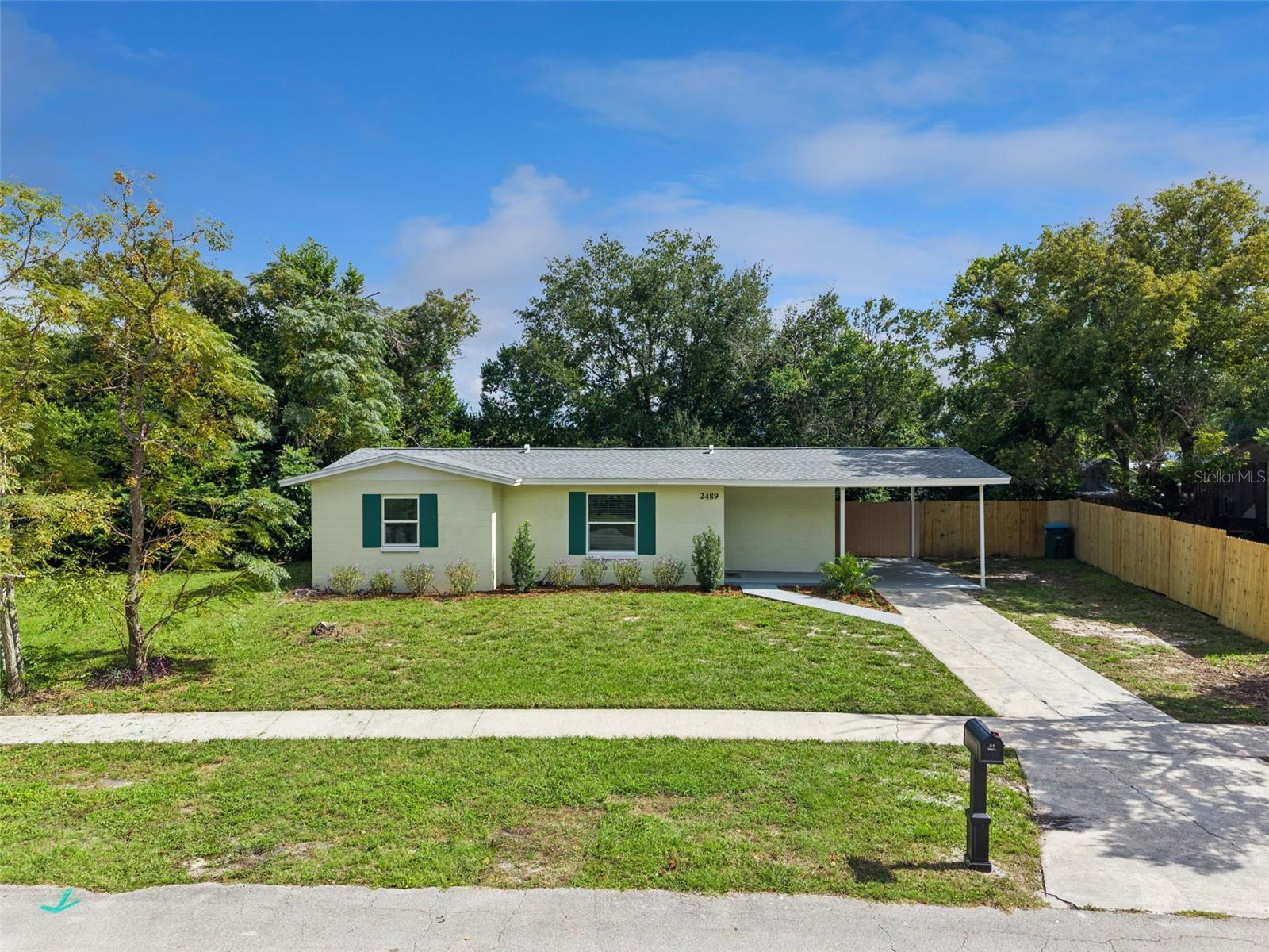 2489 BARBAROSSA AVENUE