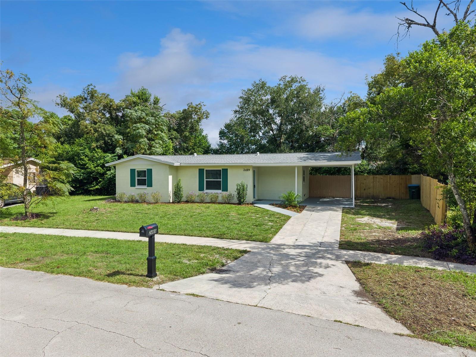 2489 BARBAROSSA AVENUE