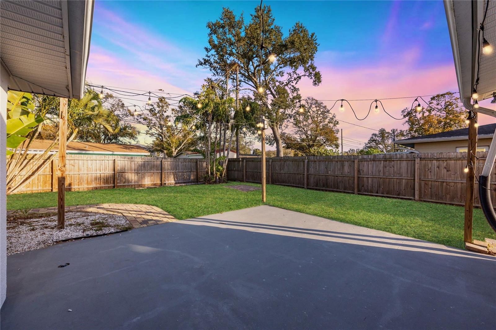 5681 CEDAR STREET NE