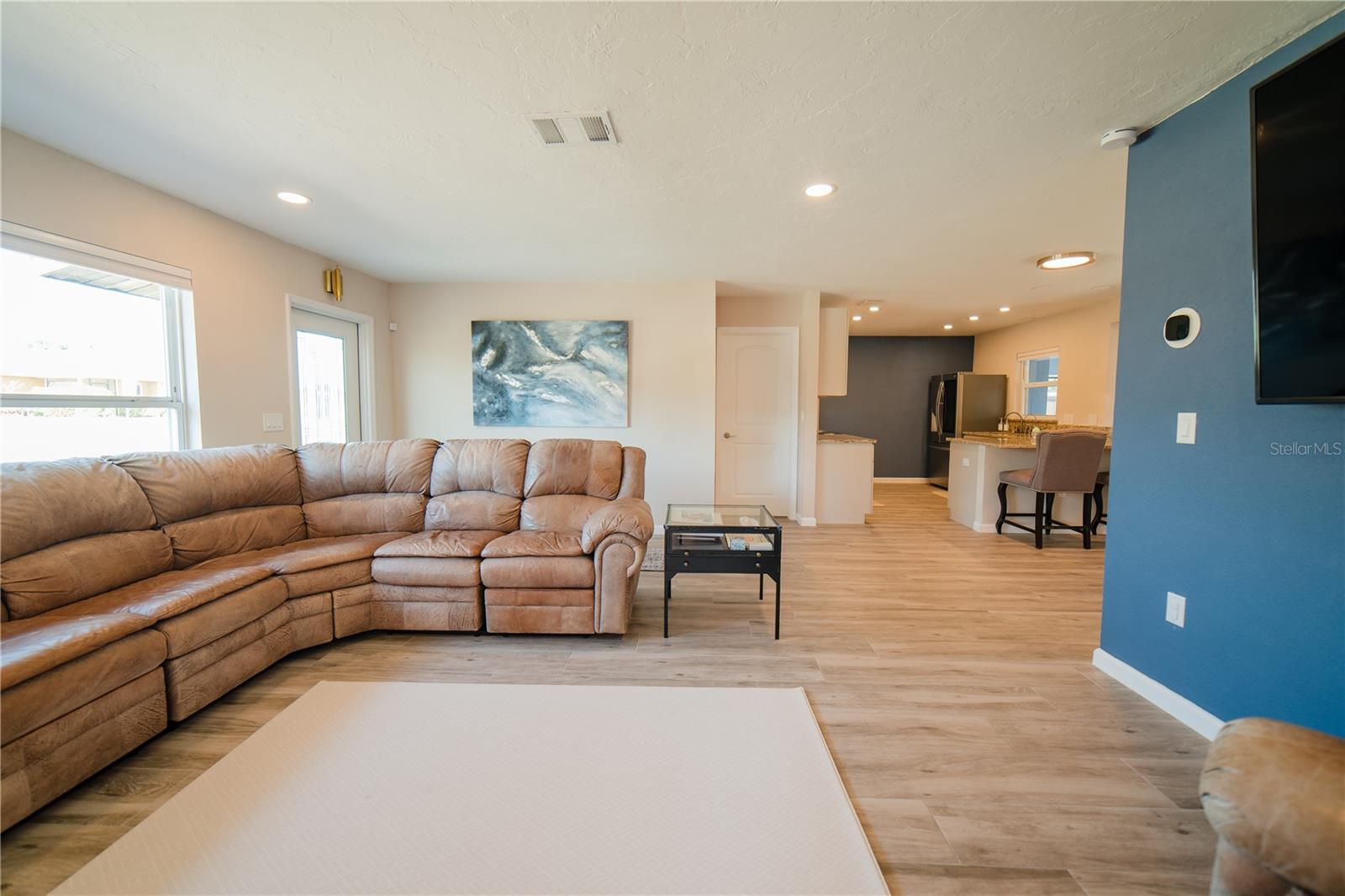 SOUTH VENICE - Residential