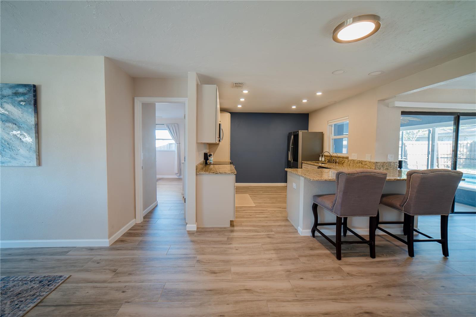 SOUTH VENICE - Residential