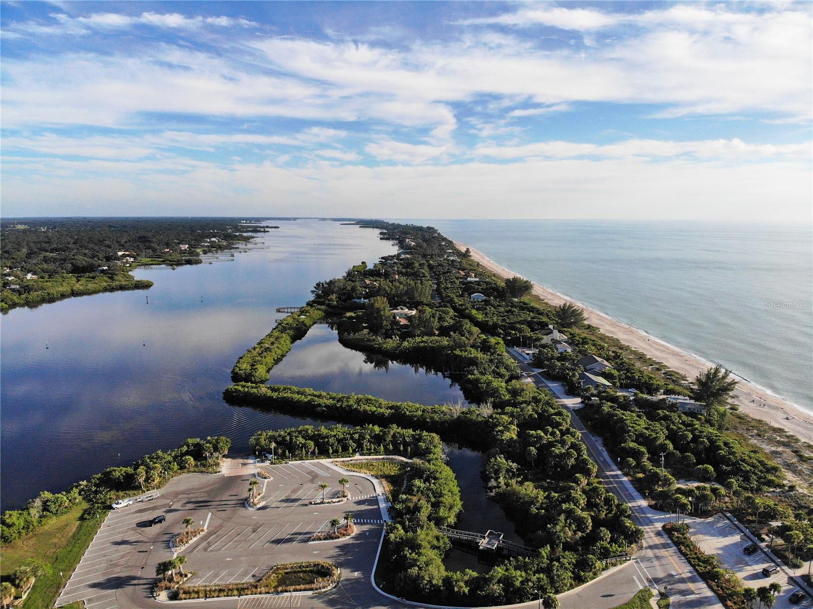 SOUTH VENICE - Residential