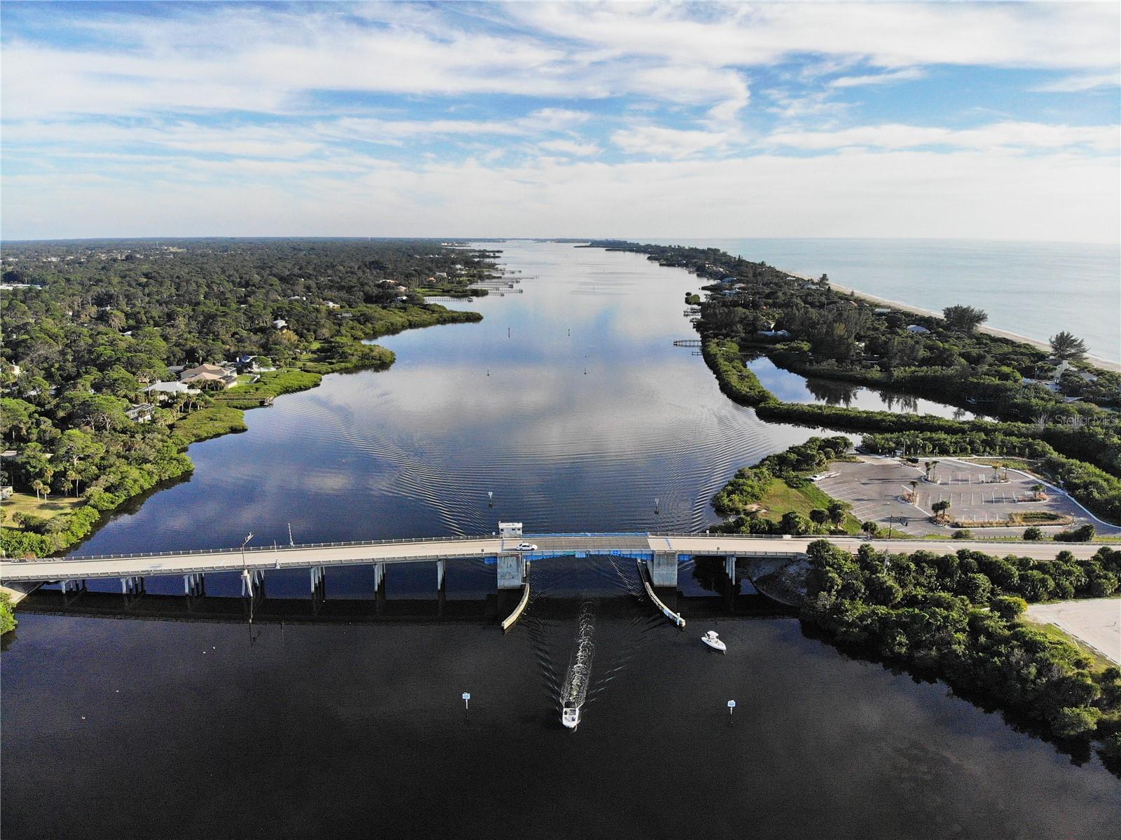 SOUTH VENICE - Residential