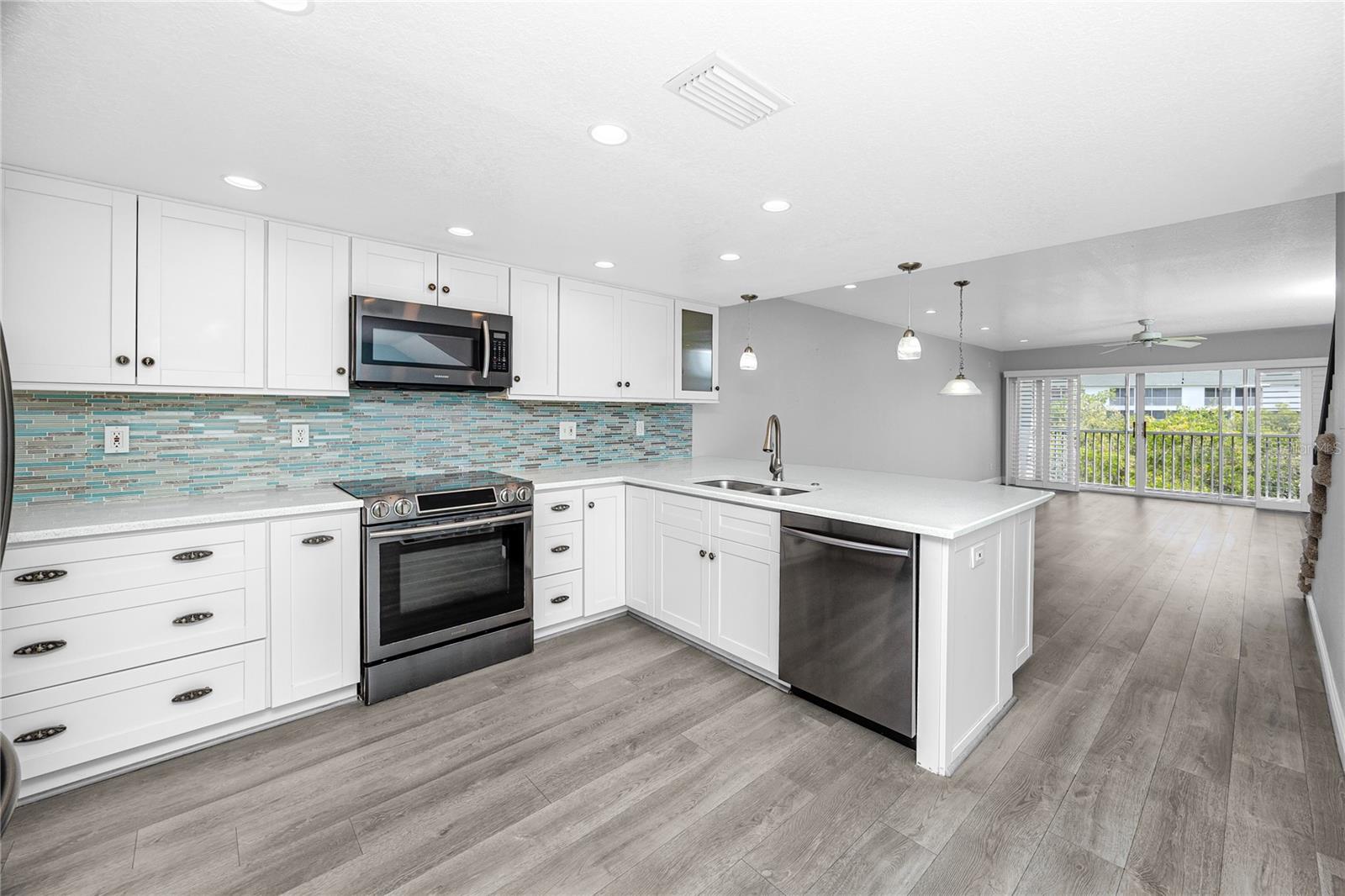 14865 SEMINOLE TRAIL