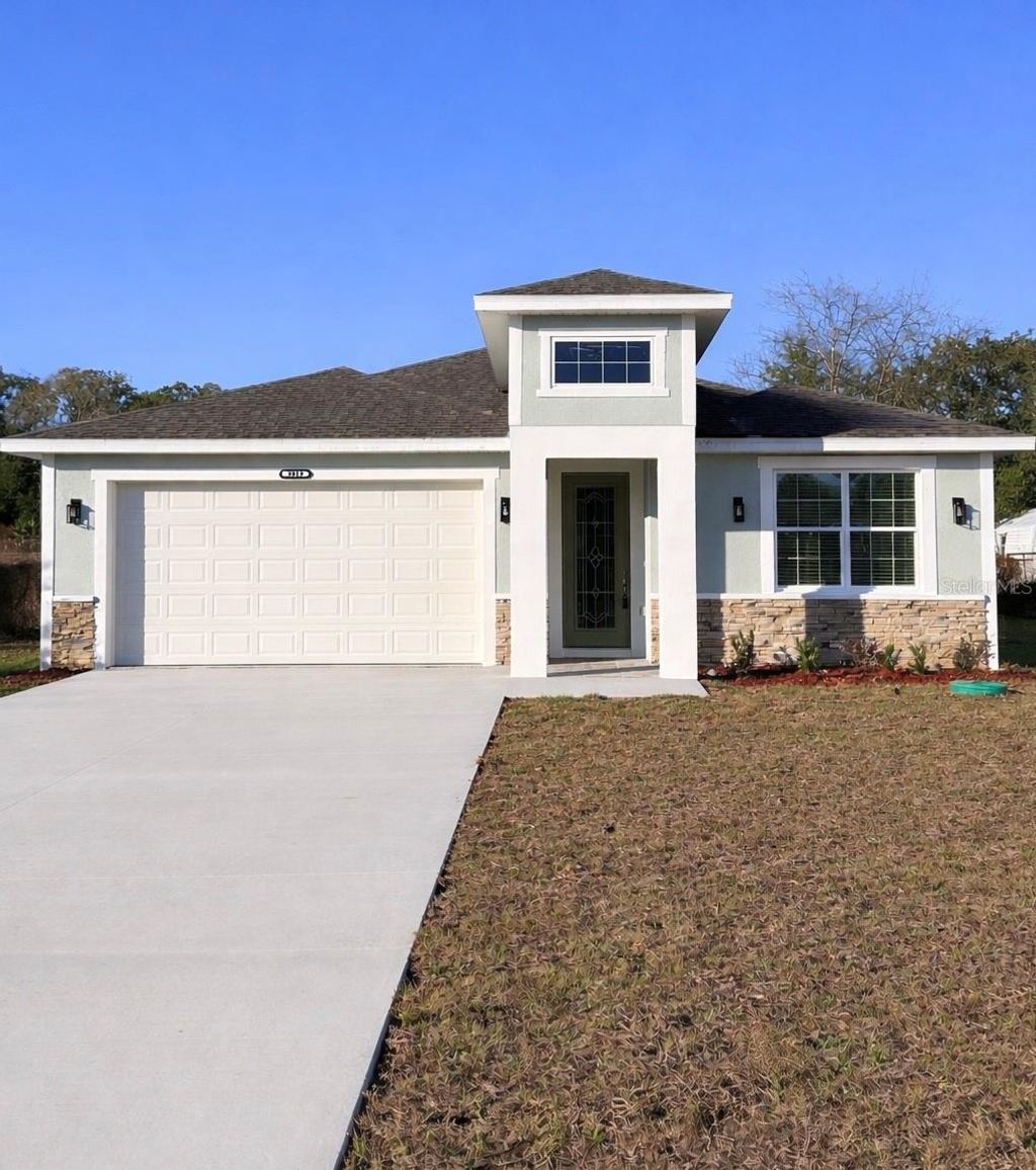 Photo of 3919 SE 135th Lane, Summerfield, FL 34491 (MLS # OM717439)