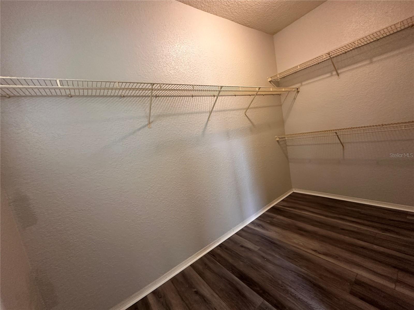 NOTTING HILL A CONDO - Residential