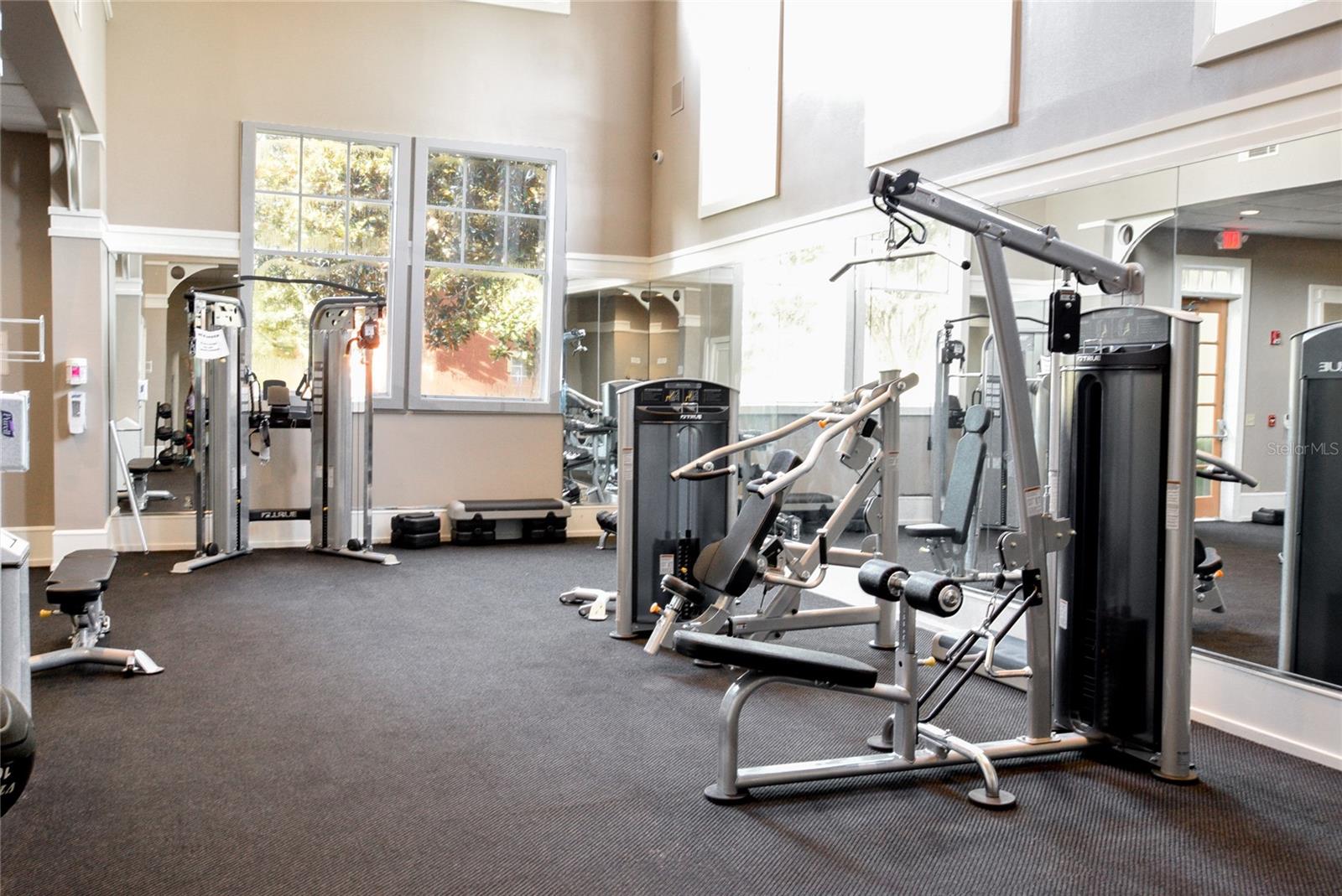 NOTTING HILL A CONDO - Residential