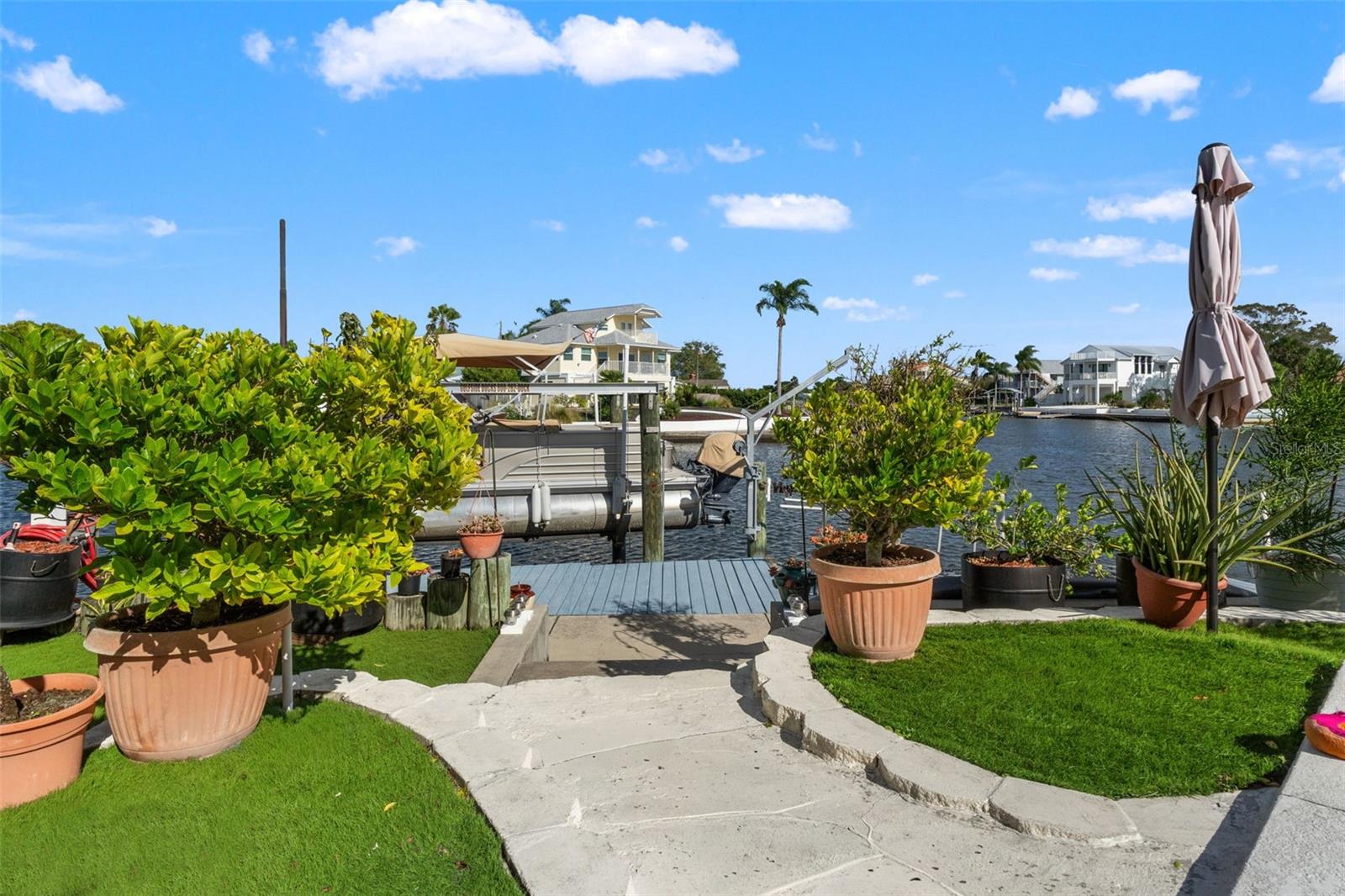 HERNANDO BEACH - Residential