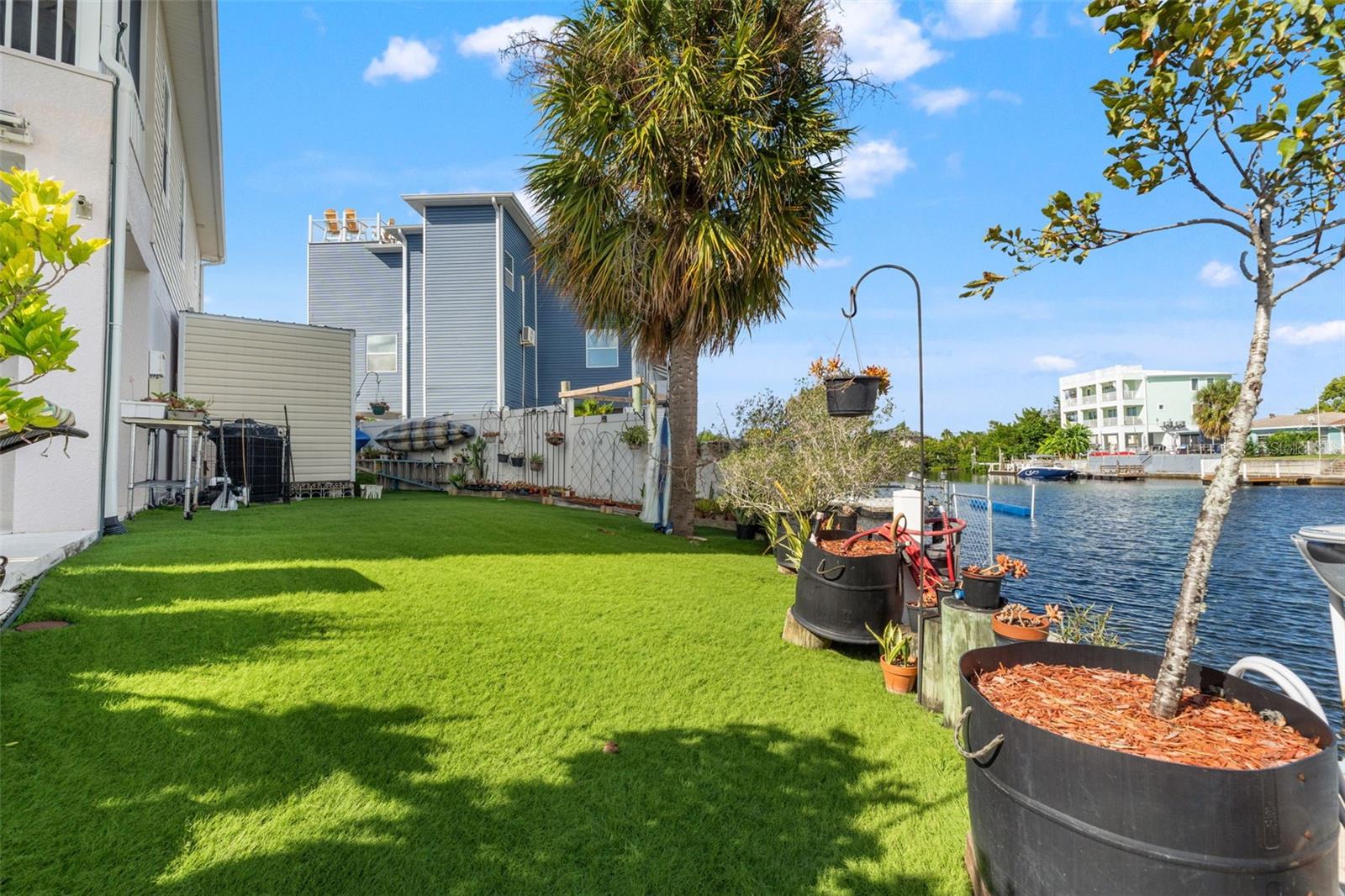 HERNANDO BEACH - Residential