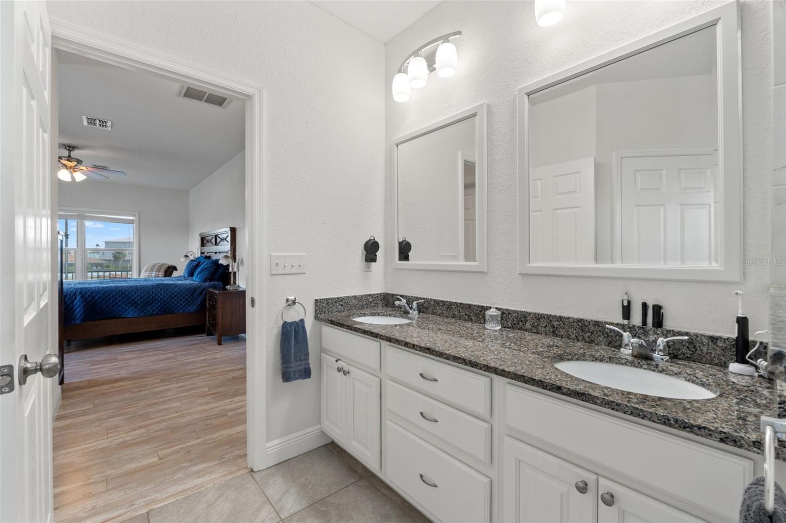 HERNANDO BEACH - Residential