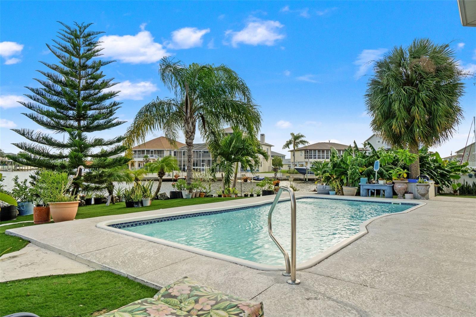 HERNANDO BEACH - Residential