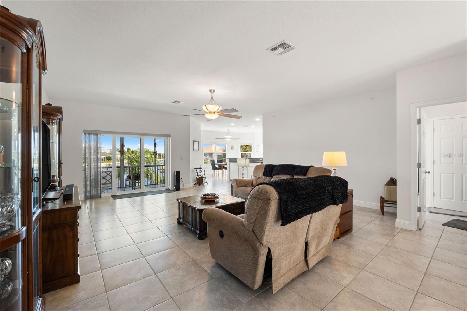 HERNANDO BEACH - Residential