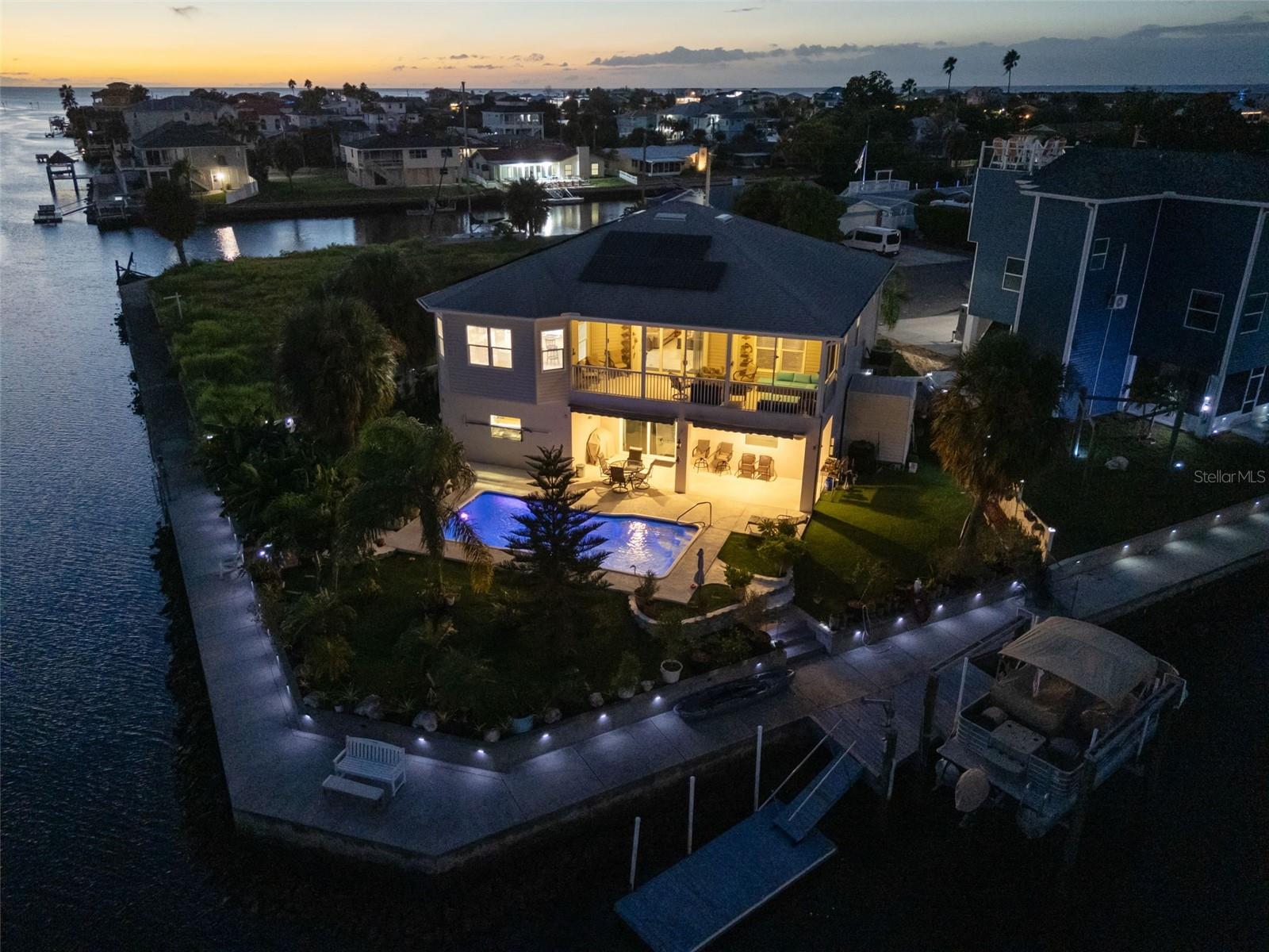 HERNANDO BEACH - Residential