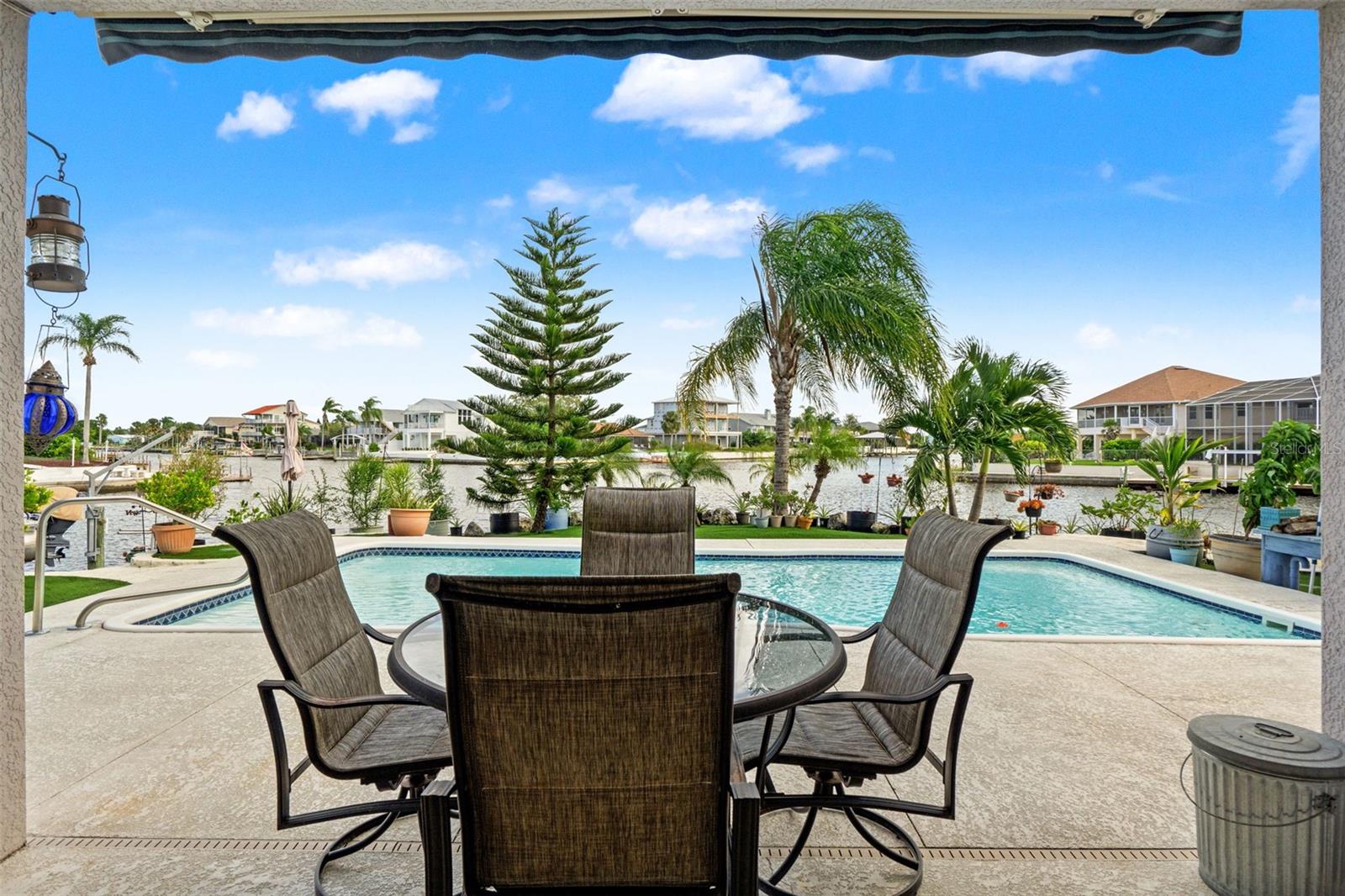 HERNANDO BEACH - Residential