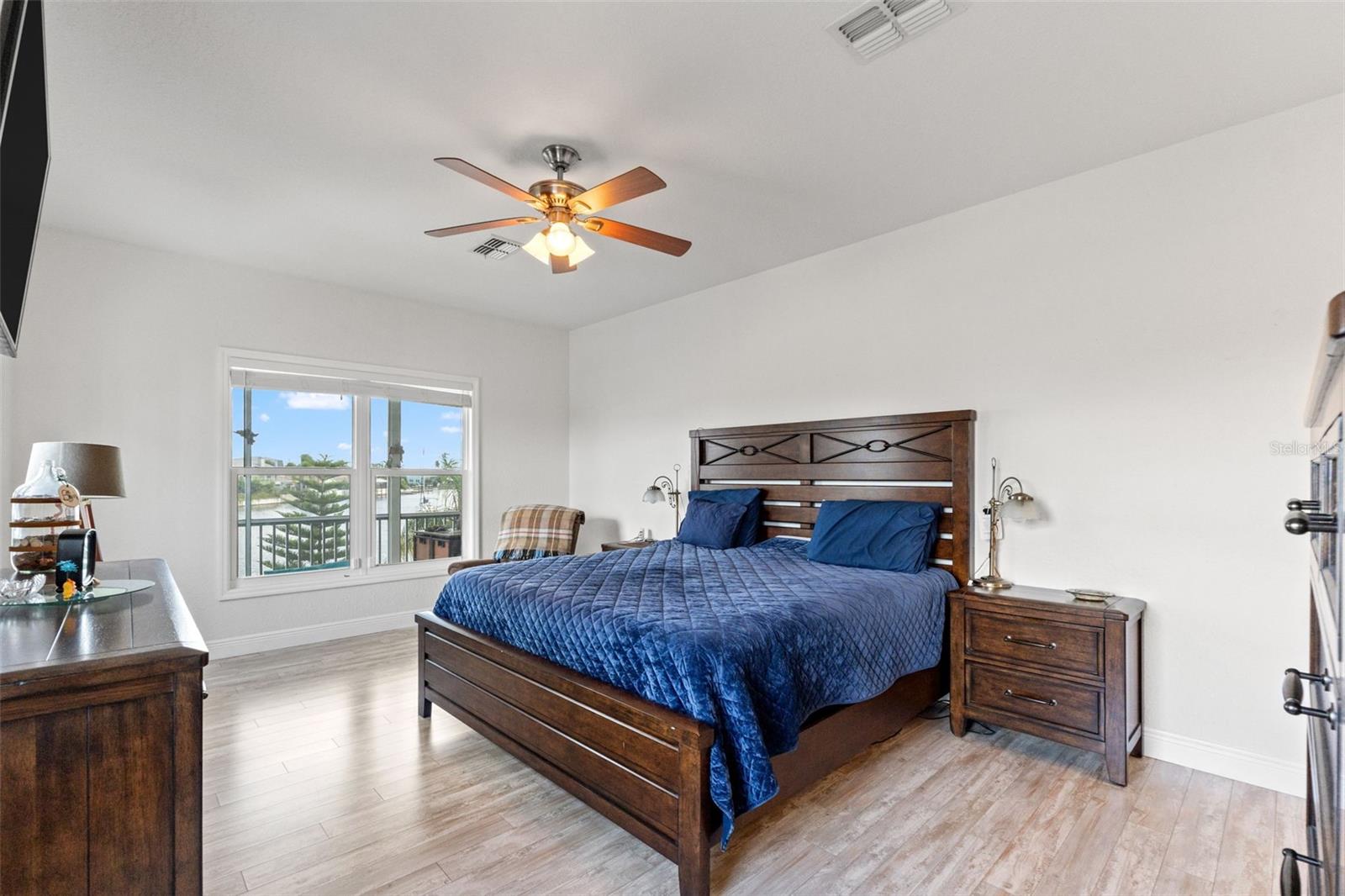 HERNANDO BEACH - Residential