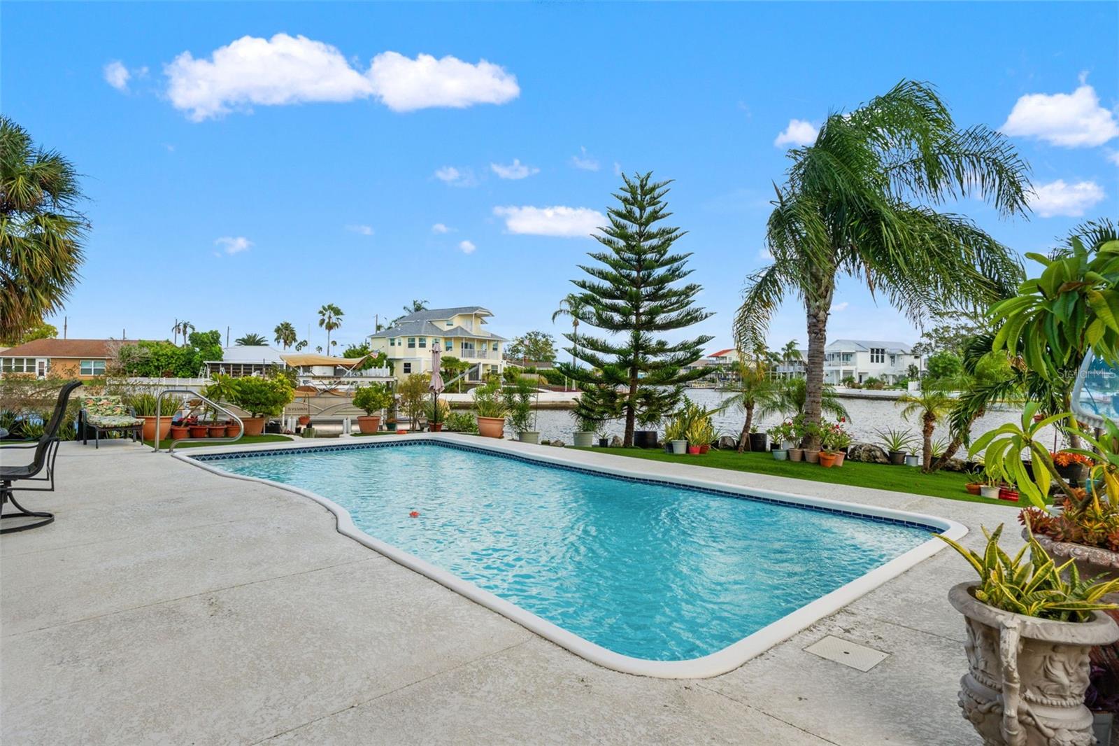 HERNANDO BEACH - Residential