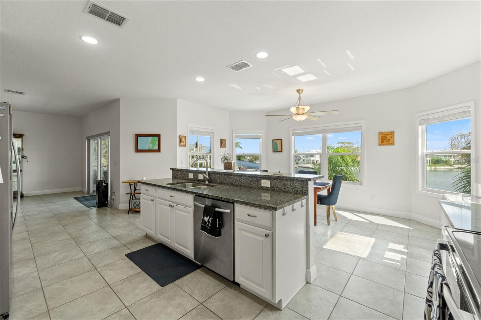 HERNANDO BEACH - Residential