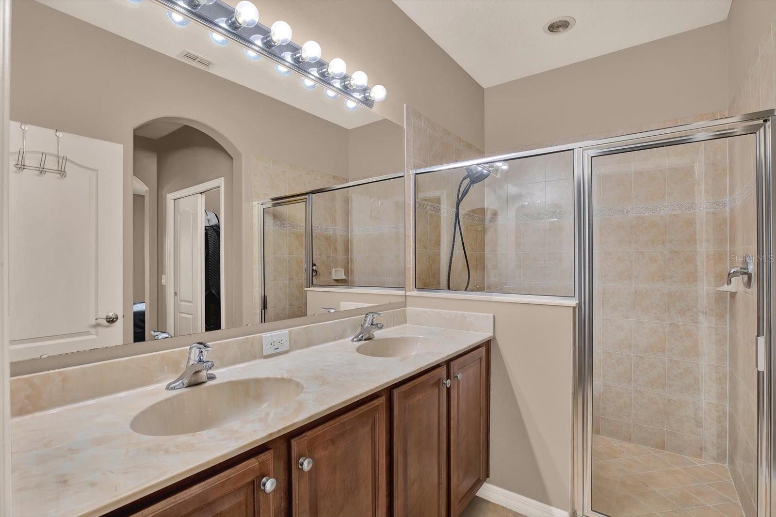 LIVE OAK PRESERVE PH 2A-VILLAG - Residential Lease