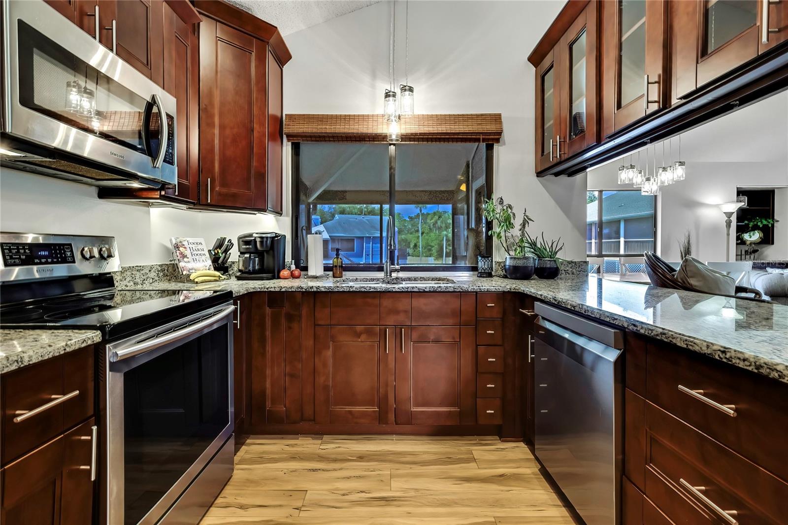 RIVER COVE LANDINGS CONDO - Residential