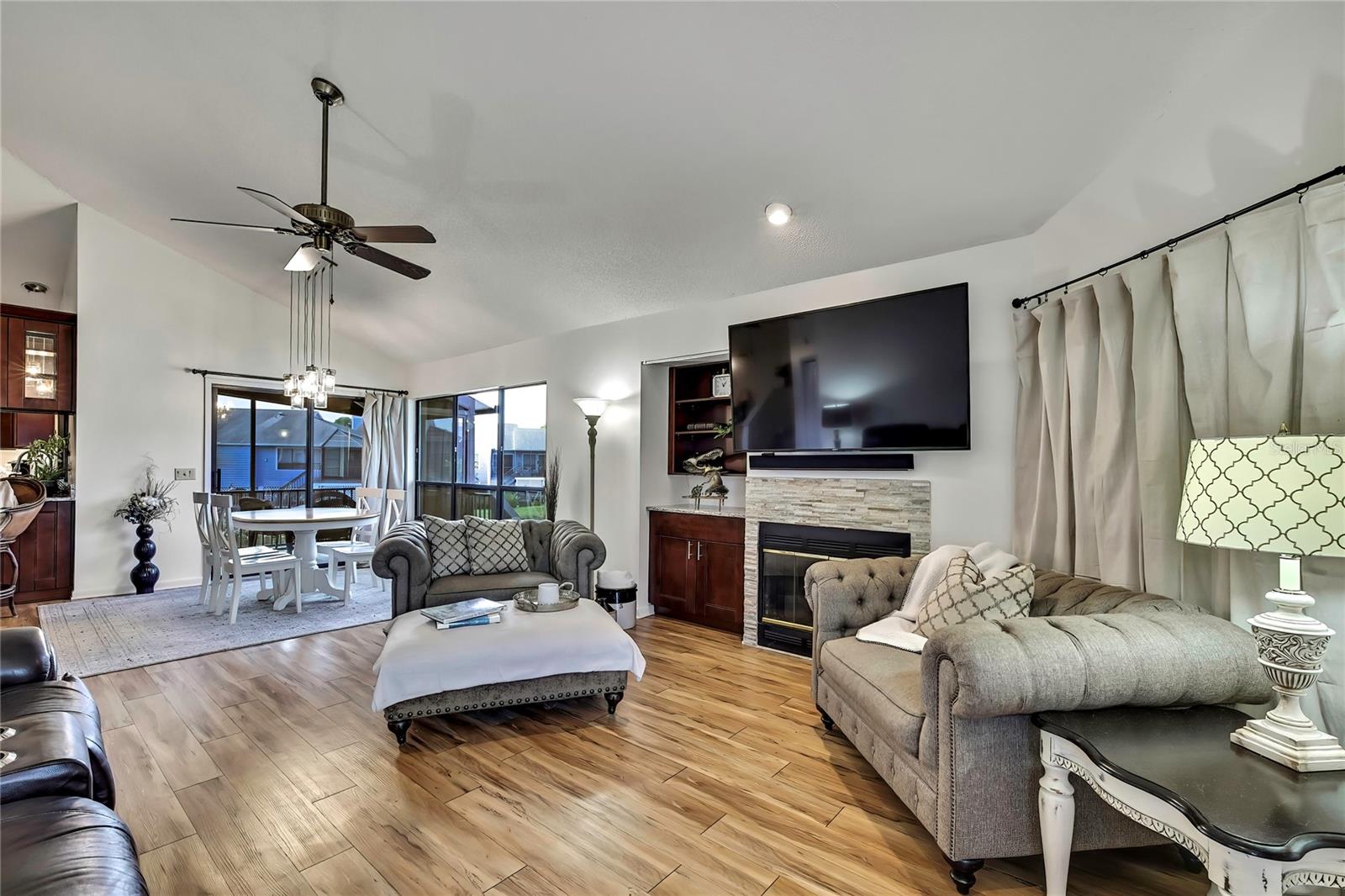 RIVER COVE LANDINGS CONDO - Residential