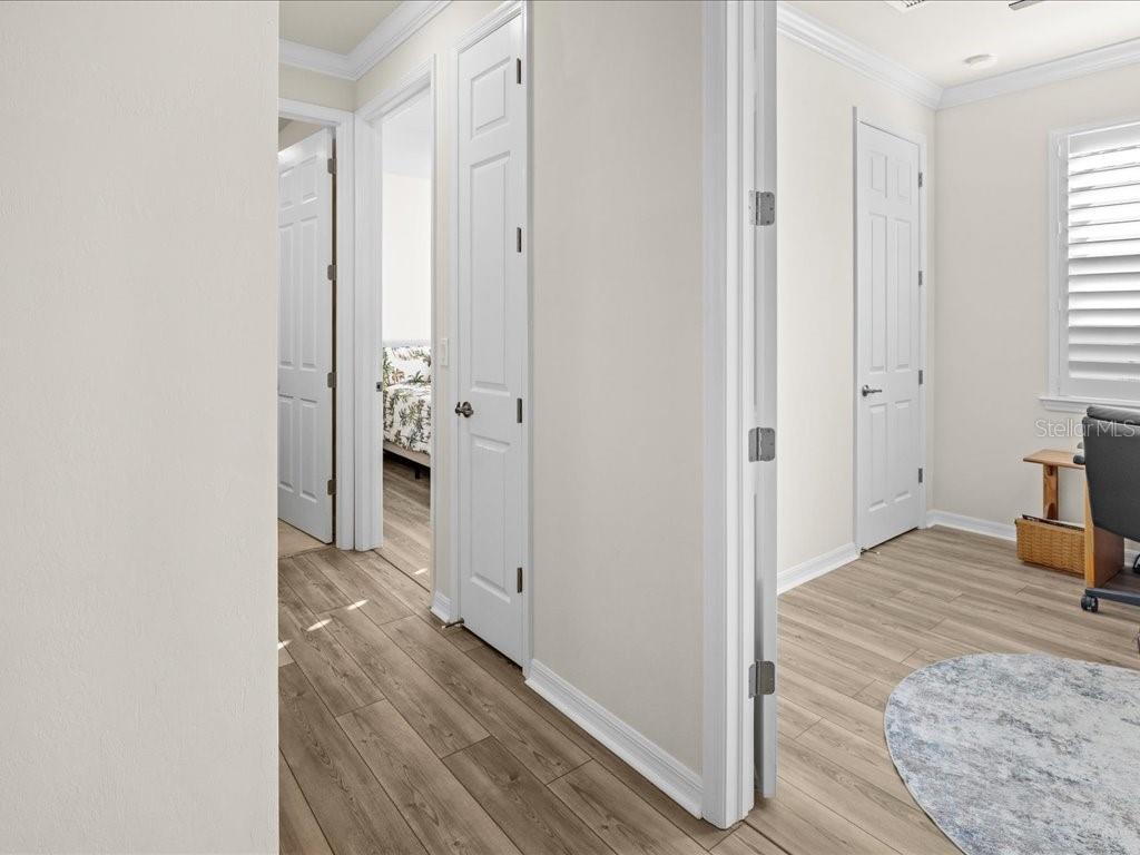 ISLANDWALK/THE WEST VLGS PH 6 - Residential