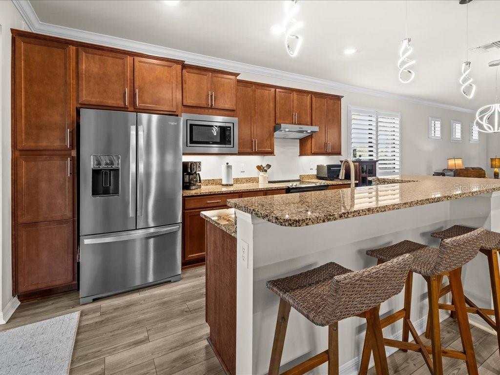 ISLANDWALK/THE WEST VLGS PH 6 - Residential