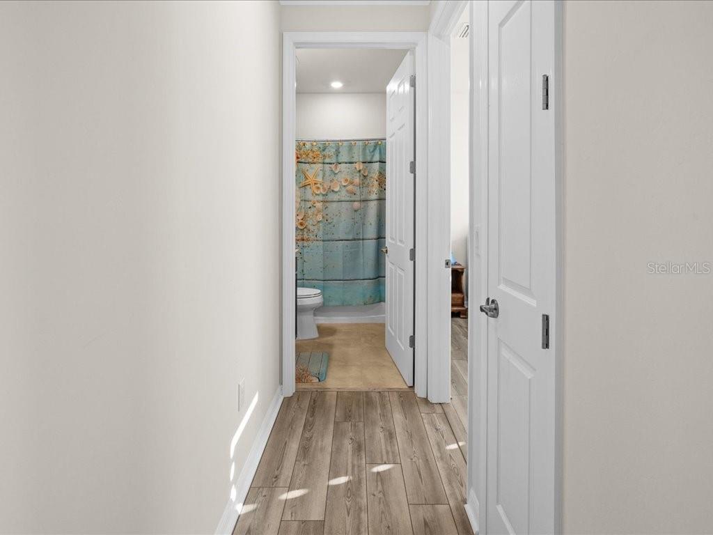 ISLANDWALK/THE WEST VLGS PH 6 - Residential