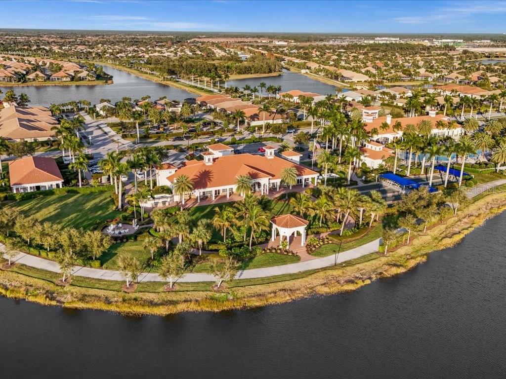 ISLANDWALK/THE WEST VLGS PH 6 - Residential