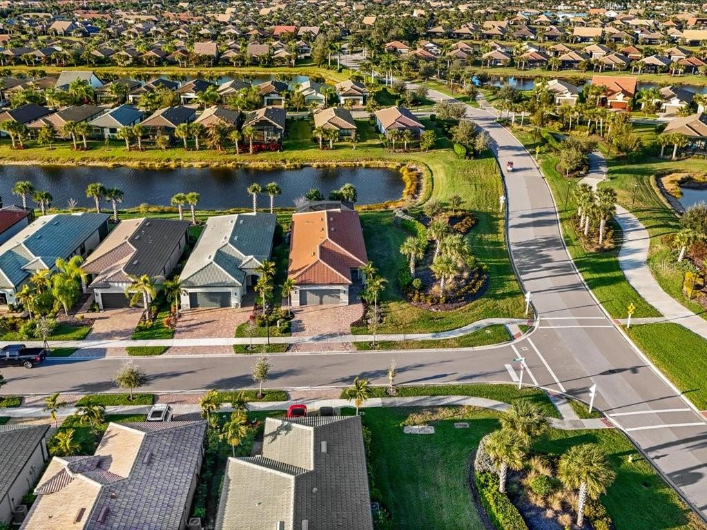 ISLANDWALK/THE WEST VLGS PH 6 - Residential