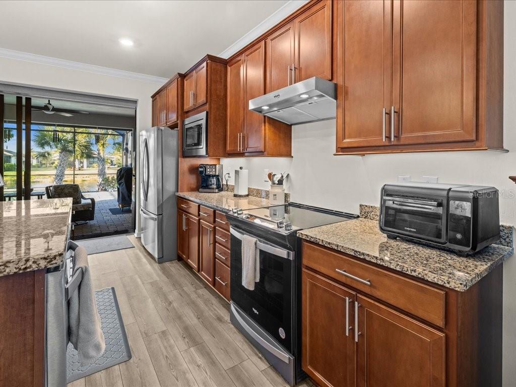 ISLANDWALK/THE WEST VLGS PH 6 - Residential